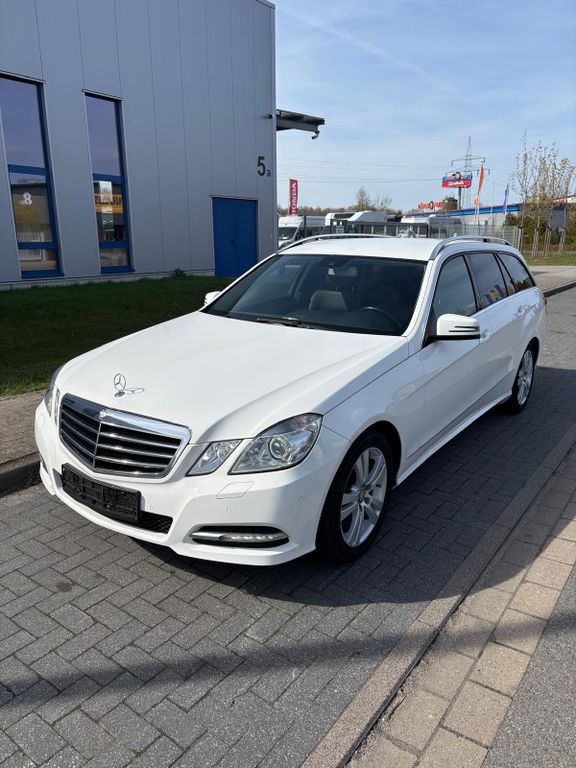 Bild des Angebotes Mercedes-Benz E 200*HU/AU NEU*SHZ*Klimaautomatik*Standheizung