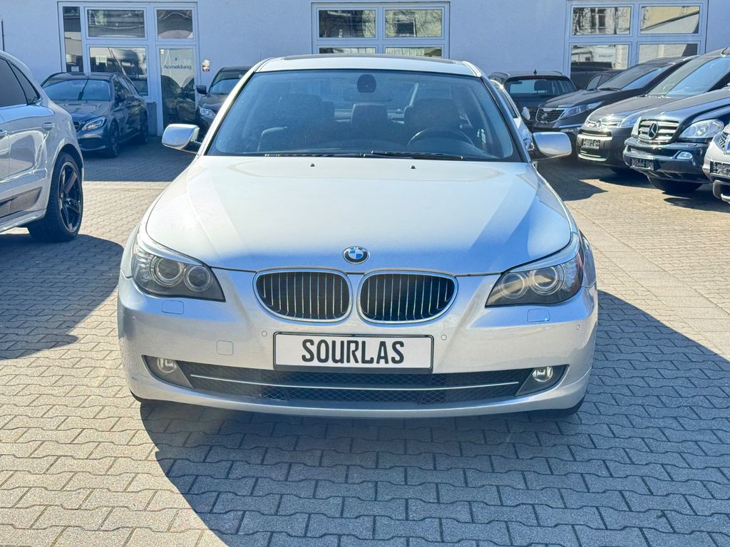 Bild des Angebotes BMW 523i Limousine Leder/Schiebedach/Navi