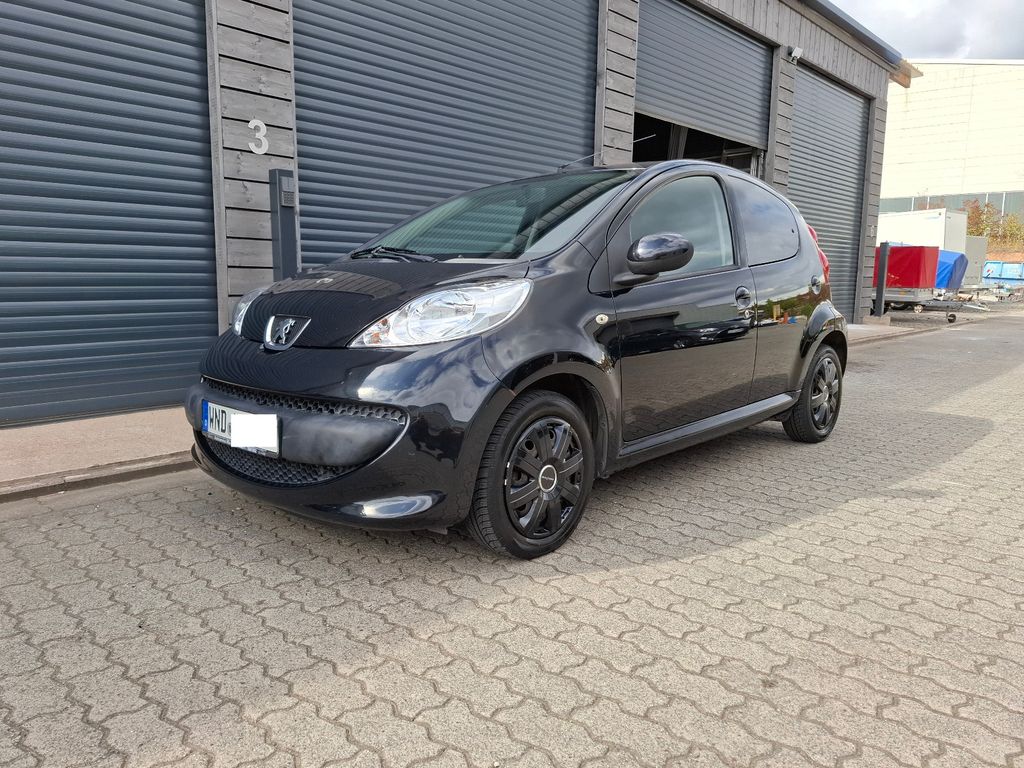 Bild des Angebotes Peugeot 107 Filou 70 Filou