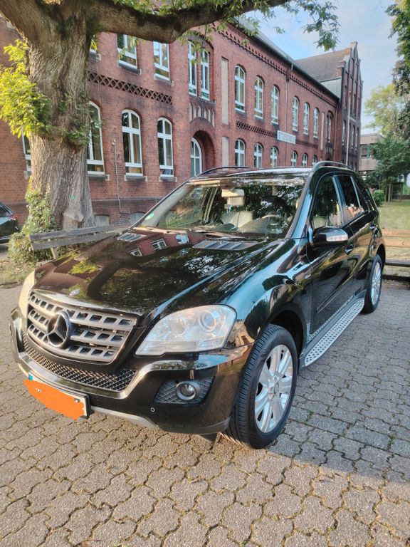 Bild des Angebotes Mercedes-Benz ML 300 CDI 4MATIC BlueEFFICIENCY -