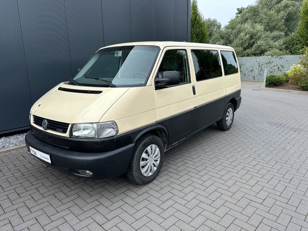 Bild des Angebotes Volkswagen T4 Caravelle 2.5 TDI 75kW/ Taxi