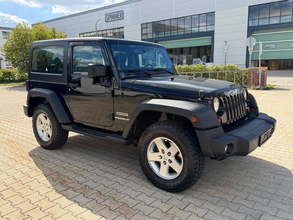 Bild des Angebotes Jeep Wrangler Sport 2.8 CRD Sahara