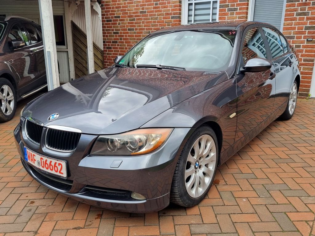 Bild des Angebotes BMW 328xi Aut.+Allrad+Keyless+Xenon+Leder+Sportsitze