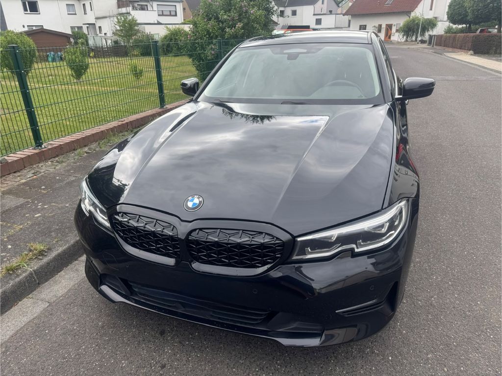 Bild des Angebotes BMW 330e Advantage Automatik Advantage