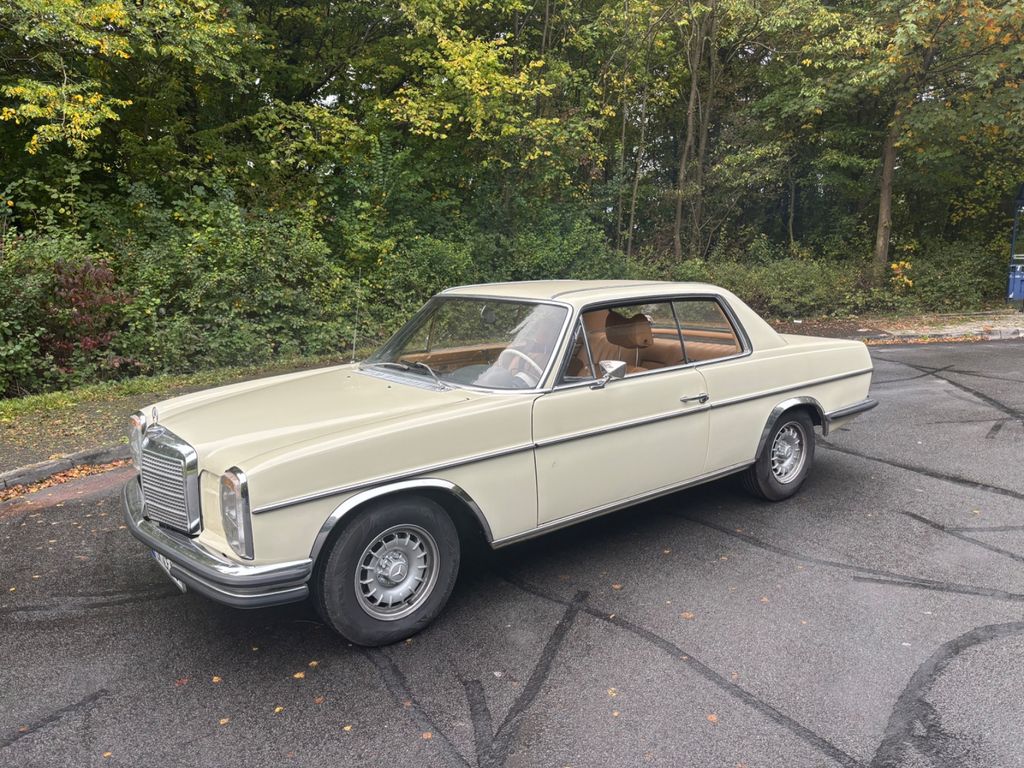 Mercedes-Benz 250 CE / 8