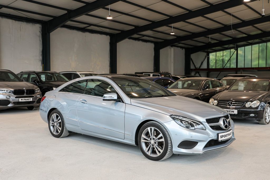 Bild des Angebotes Mercedes-Benz E 250 *Panorama-Dach* 1-Hand *S-heft* Top Zust.