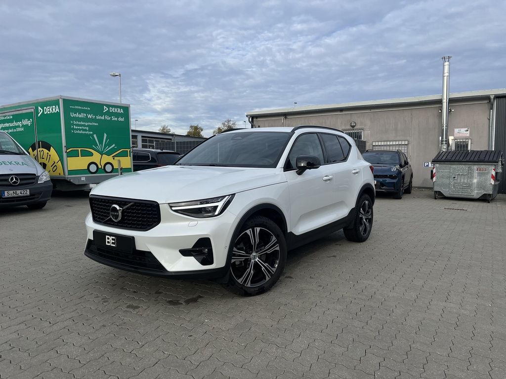 Bild des Angebotes Volvo XC40 B4 Benzin Plus Dark