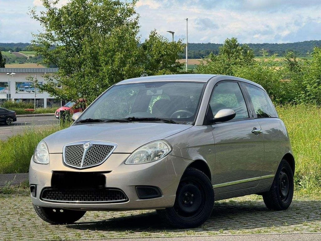 Bild des Angebotes Lancia Ypsilon Ypsilon Y 1.2 8v Argento guter Zustand