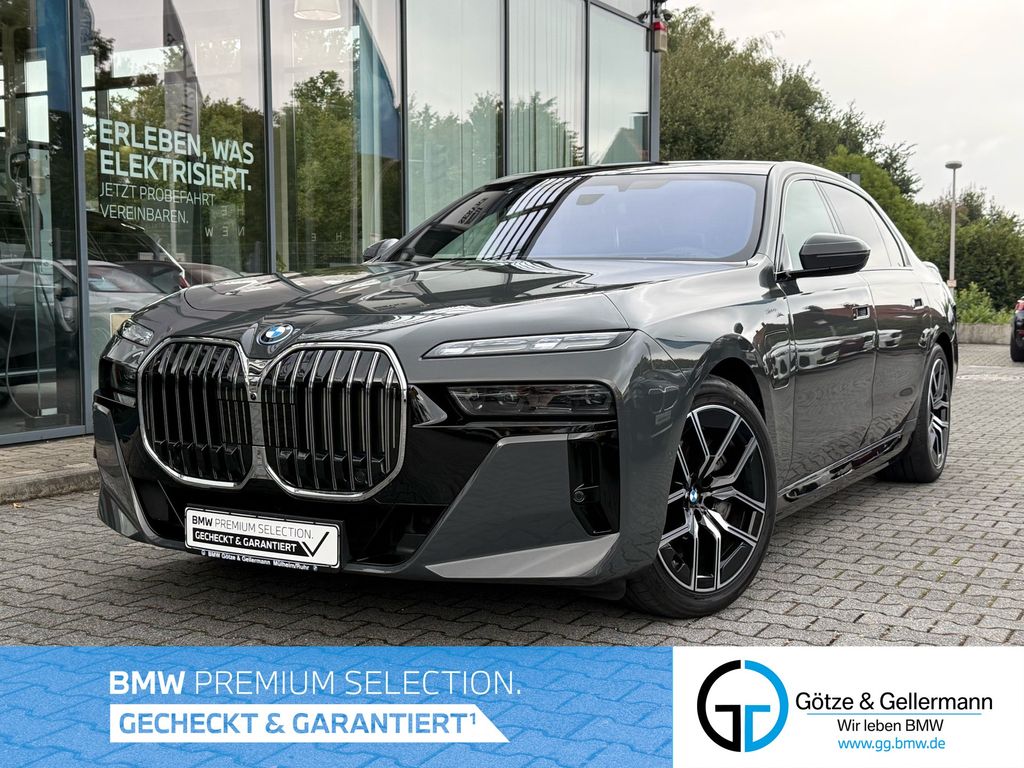 Bild des Angebotes BMW 750e xDrive M Sport //ExecutiveLoungeSeating uvm