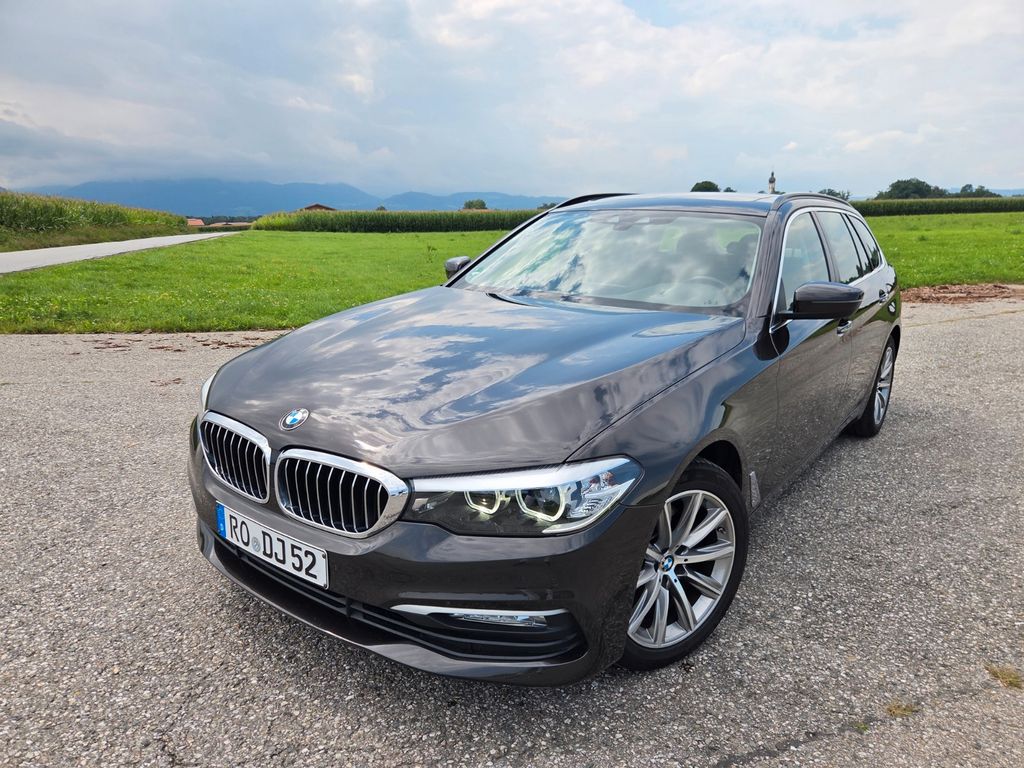 Bild des Angebotes BMW 520d, DE, Leder, AHK, Pano, Scheckh. gepglegt