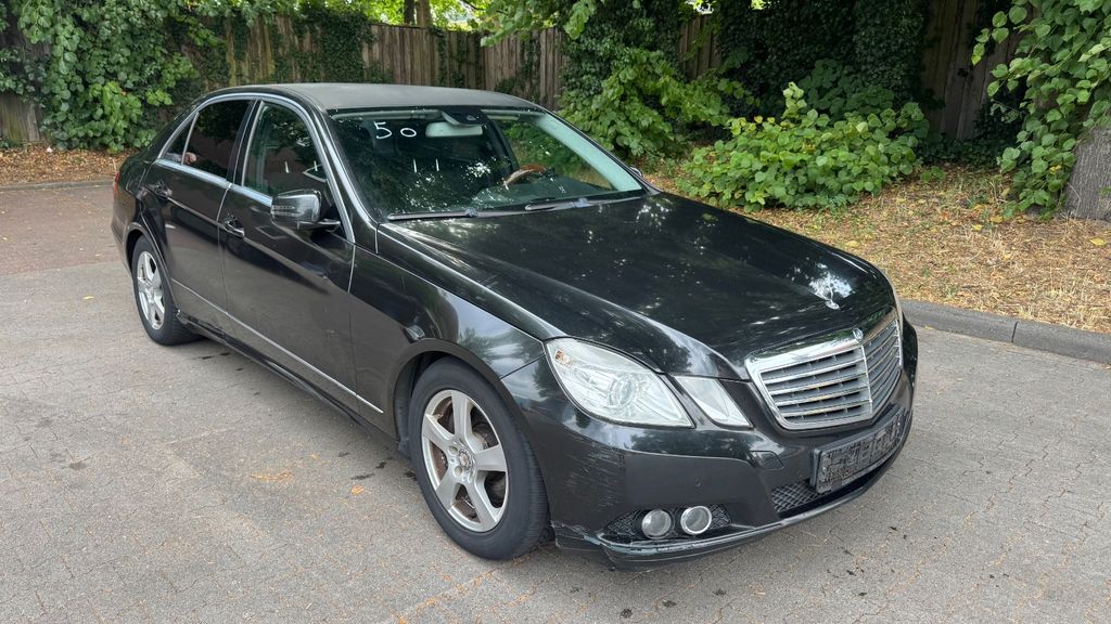 Bild des Angebotes Mercedes-Benz E 350 E Limousine E 350 CGI BlueEfficiency