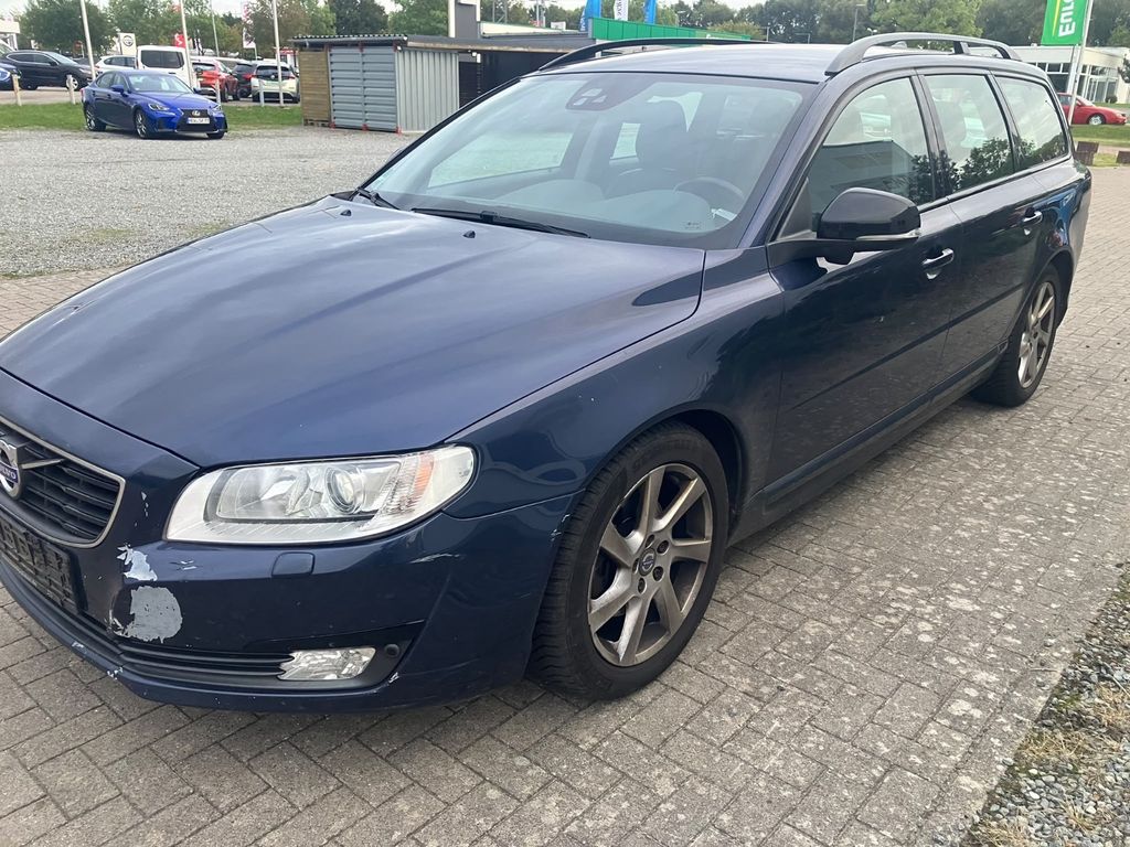Bild des Angebotes Volvo V70 D4 Momentum Geartronic