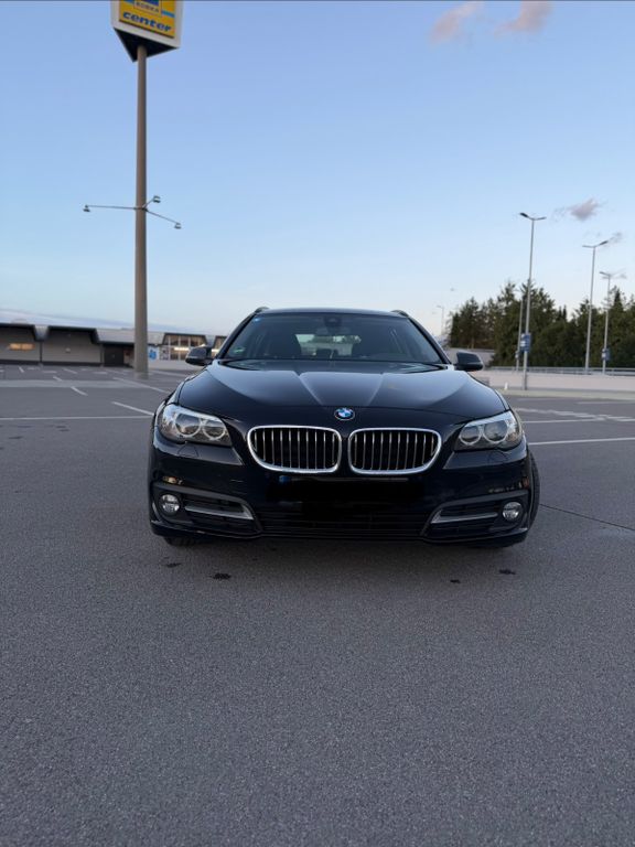 Bild des Angebotes BMW 325d Touring Scheckheftgepflegt TÜV neu