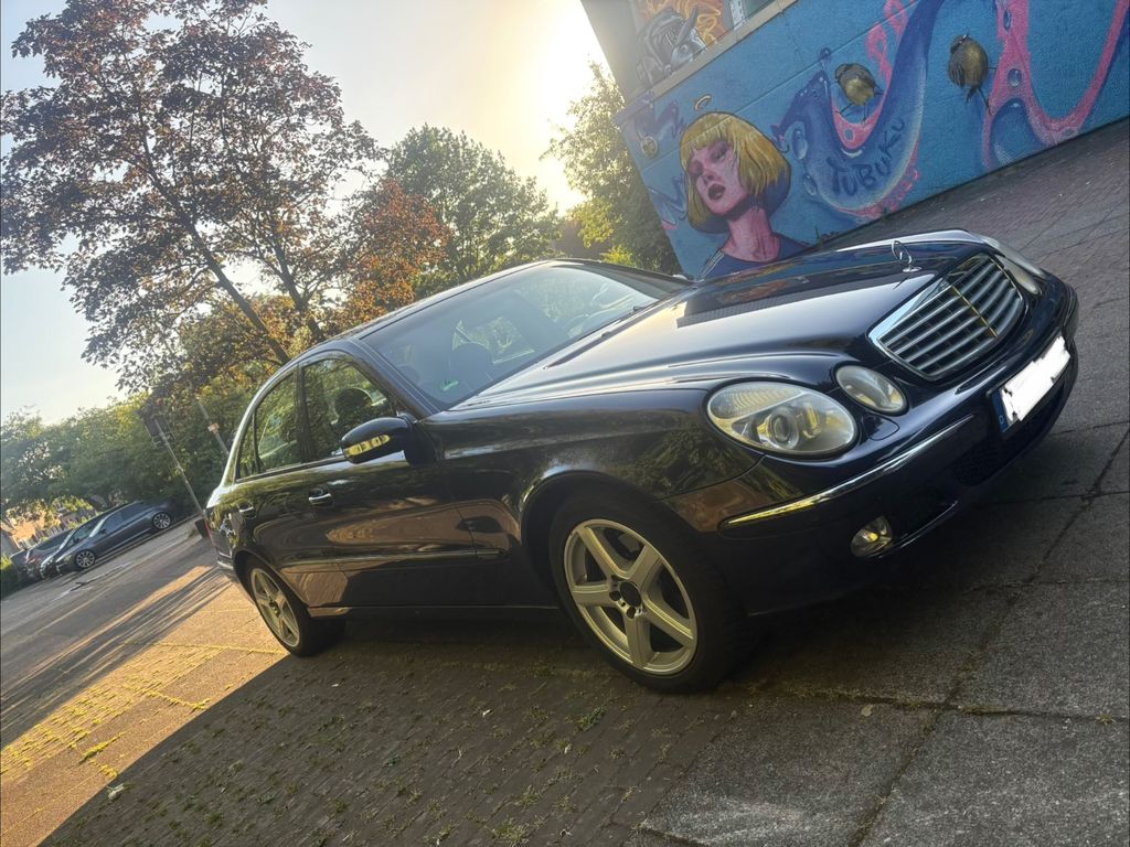 Bild des Angebotes Mercedes-Benz E 240 ELEGANCE Elegance