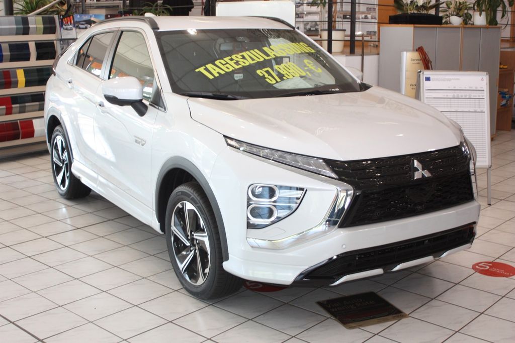 Mitsubishi Eclipse Cross Plus Select Hybrid 4WD