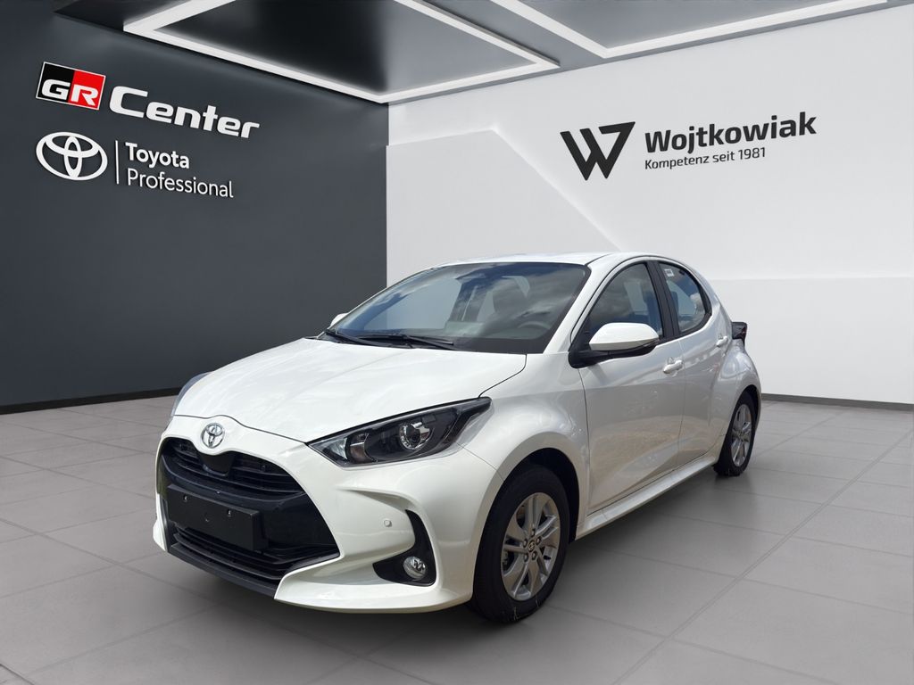 Bild des Angebotes Toyota Yaris Hybrid Active*Comfort Paket*Sitzheizung*
