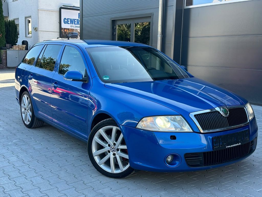 Bild des Angebotes Skoda Octavia Combi RS Leder Alcantara Kamera Xenon