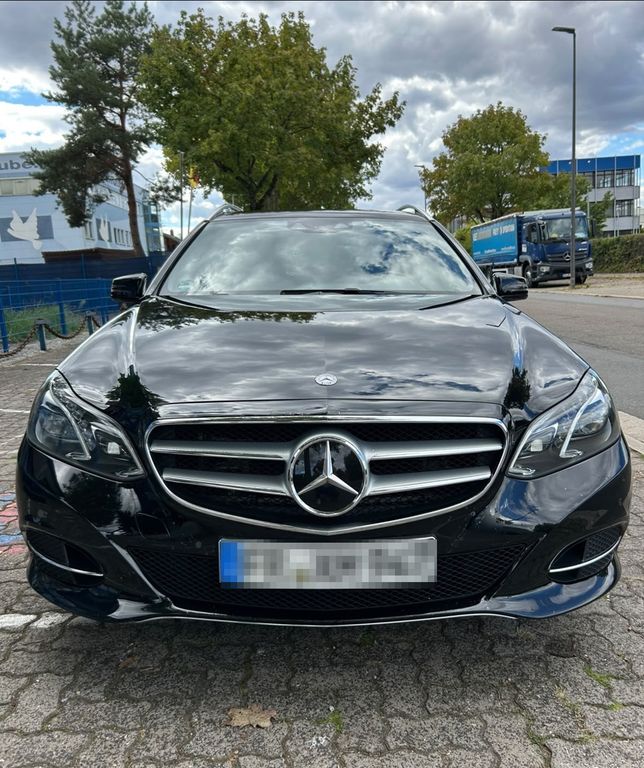 Bild des Angebotes Mercedes-Benz E 350 BlueTEC 4MATIC T Avantg. + WR + Dachbox