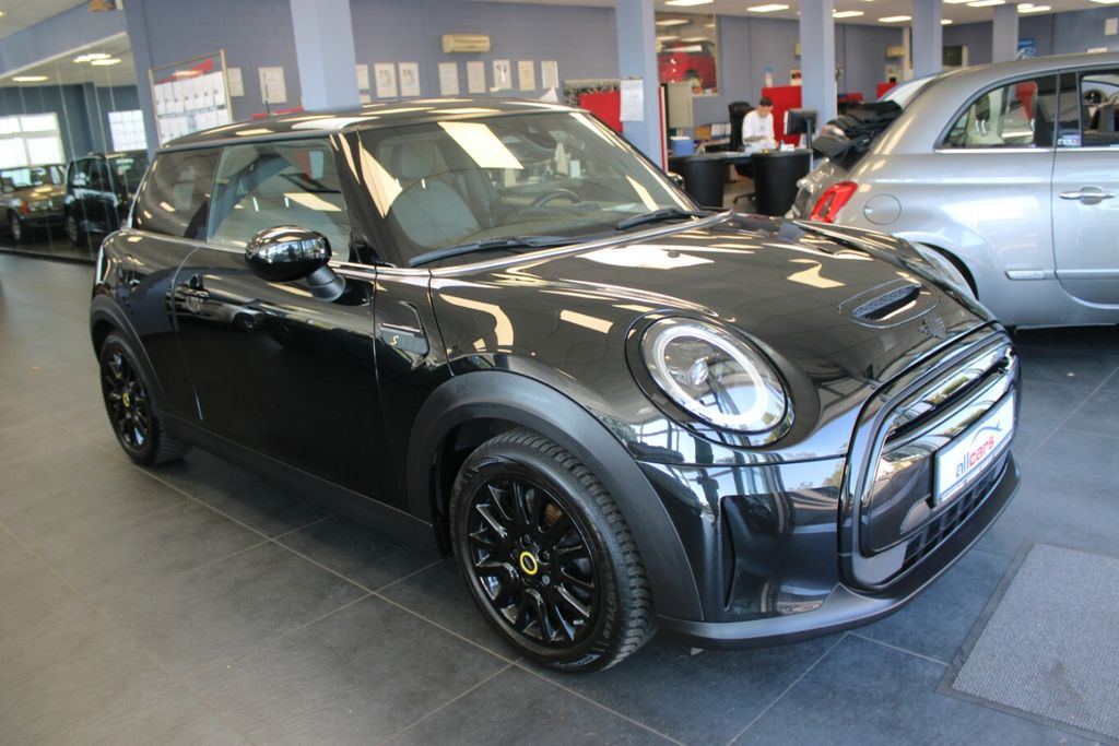 Bild des Angebotes MINI Cooper SE Classic Trim