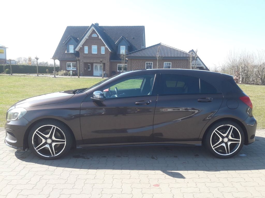 Bild des Angebotes Mercedes-Benz A 220 CDI BlueEfficiency +AMG+Kamera+Panodach+++