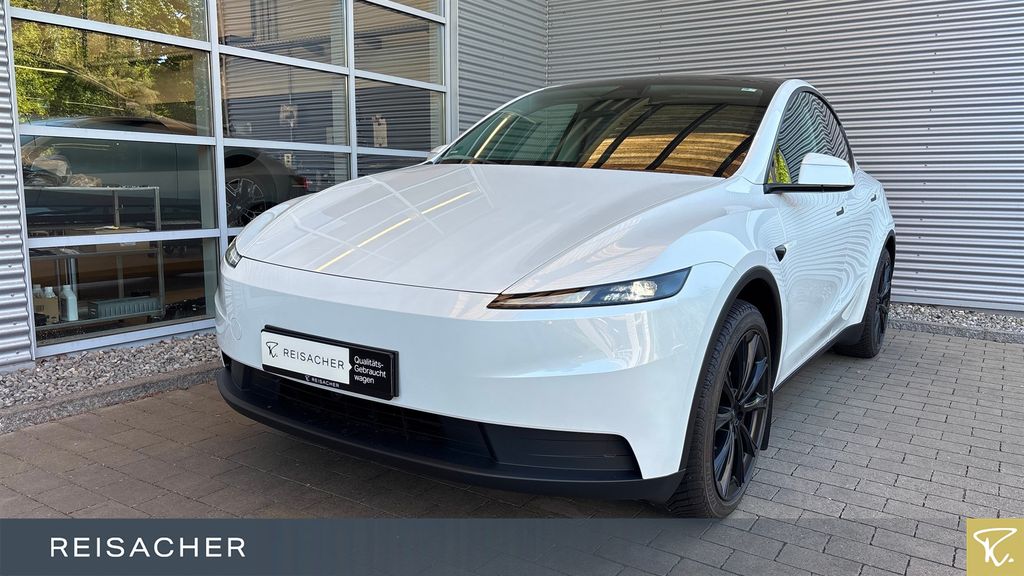 Tesla Model Y RWD