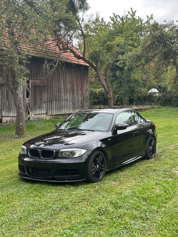 Bild des Angebotes BMW 135i Coupé- M Performance