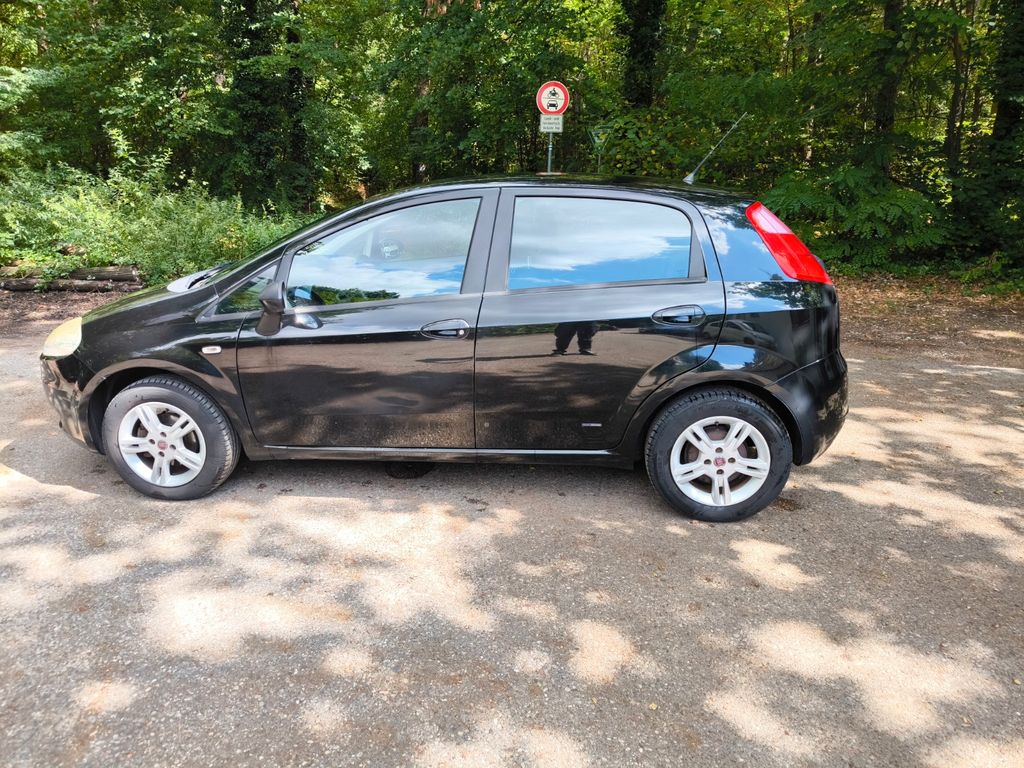 Bild des Angebotes Fiat Grande Punto 1.4 8V Active Active