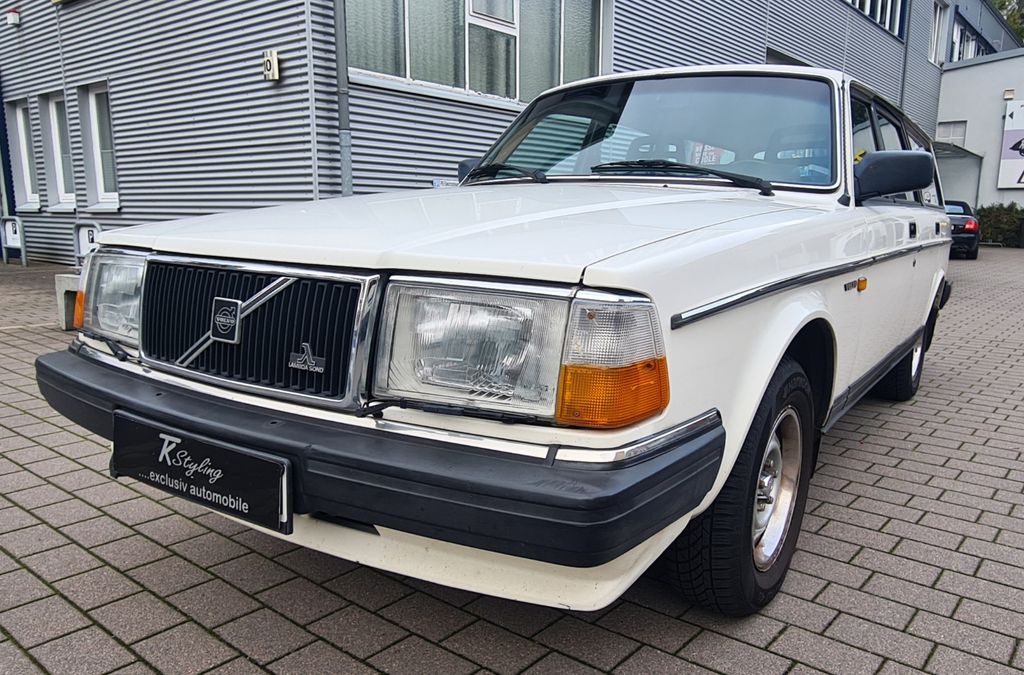 Volvo 240 GL, vieles NEU sehr gepflegt / Rostfrei