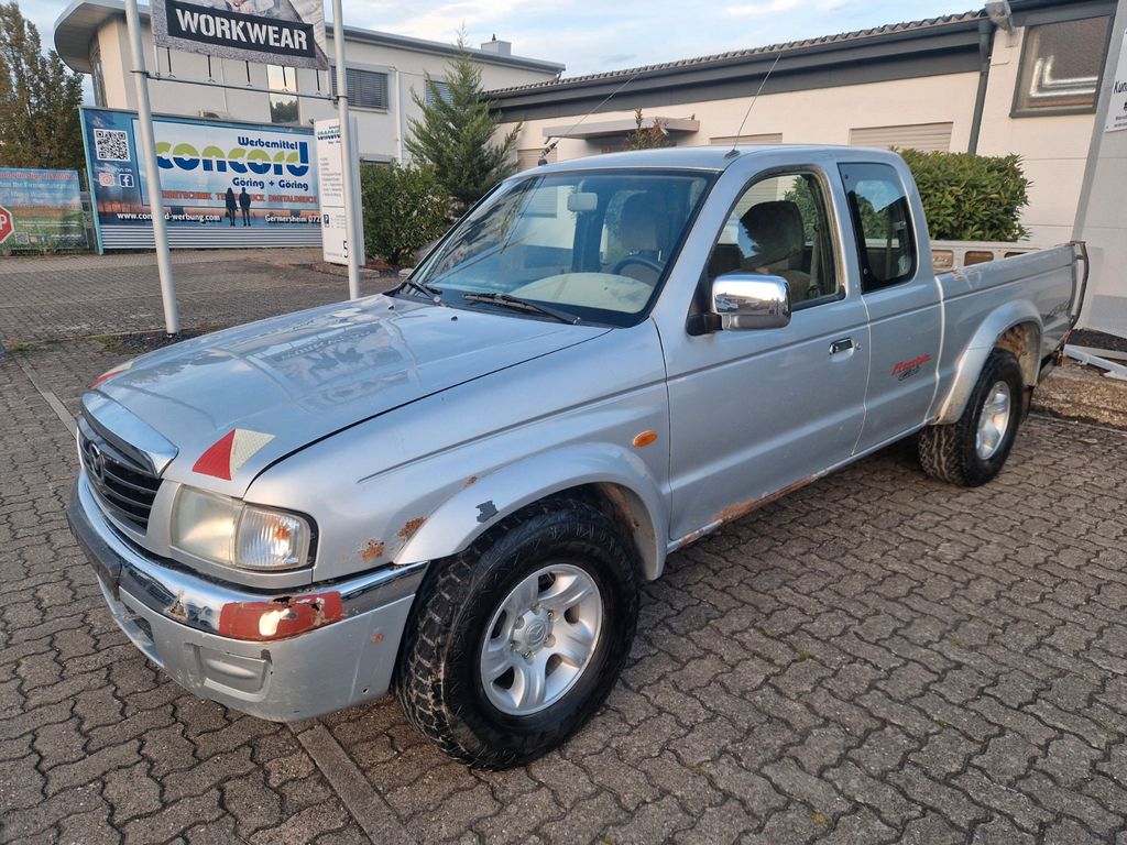 Bild des Angebotes Mazda B 2500 "Pickup/4X4"