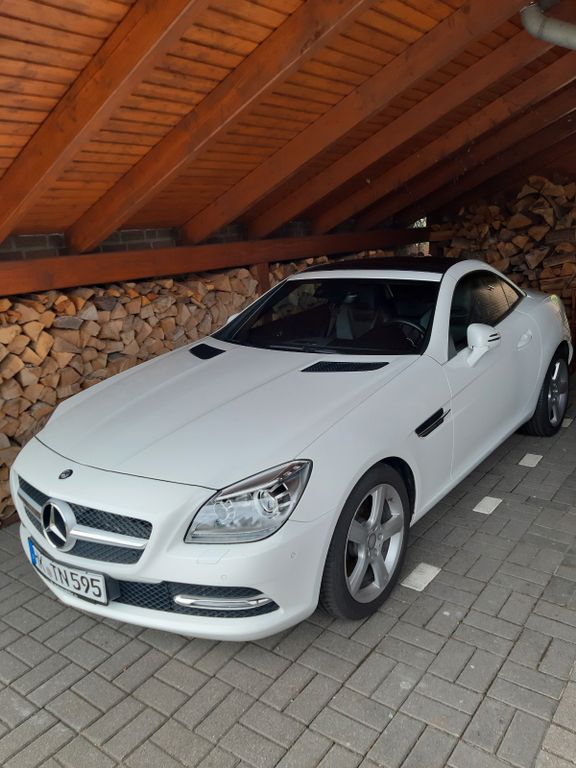 Bild des Angebotes Mercedes-Benz SLK / SLC 200 9 Gang Automatik