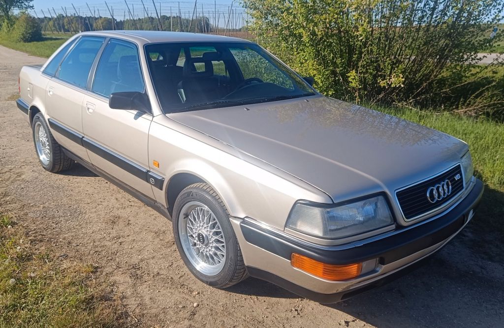 Bild des Angebotes Audi V8