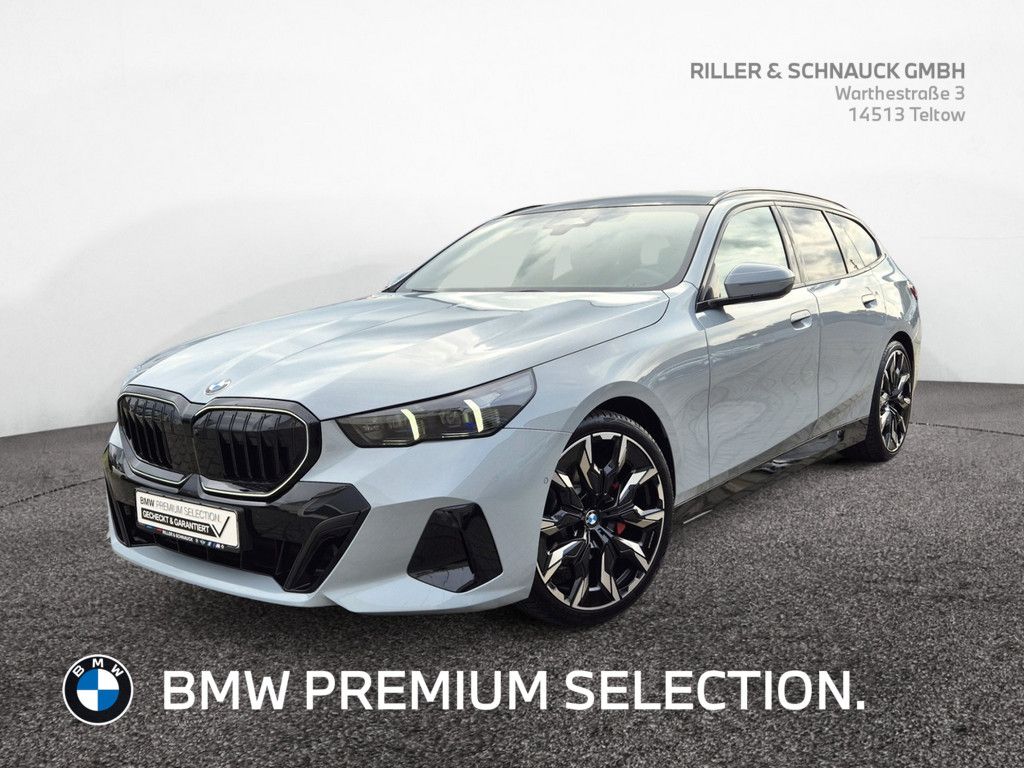 Bild des Angebotes BMW 520i Touring M Sport Pro 21 ZOLL+B&W+CARBON+PANO