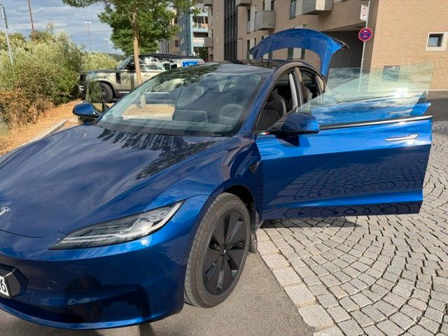 Bild des Angebotes Tesla Model 3 Highland LR RWD | Winter | 1. Hand 2025