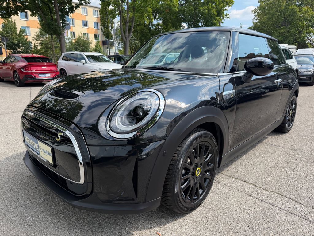 Bild des Angebotes MINI COOPER SE Classic Trim/Premium-P/HUP/PANO/KAMERA