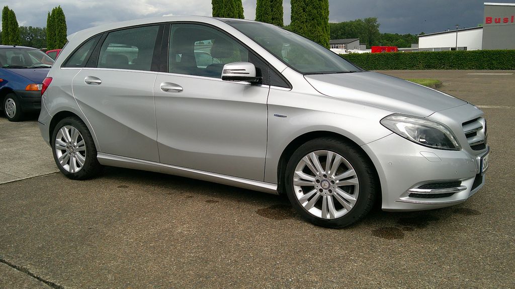 Bild des Angebotes Mercedes-Benz B 200  Blue Efficiency, Pano-Glas-Dach