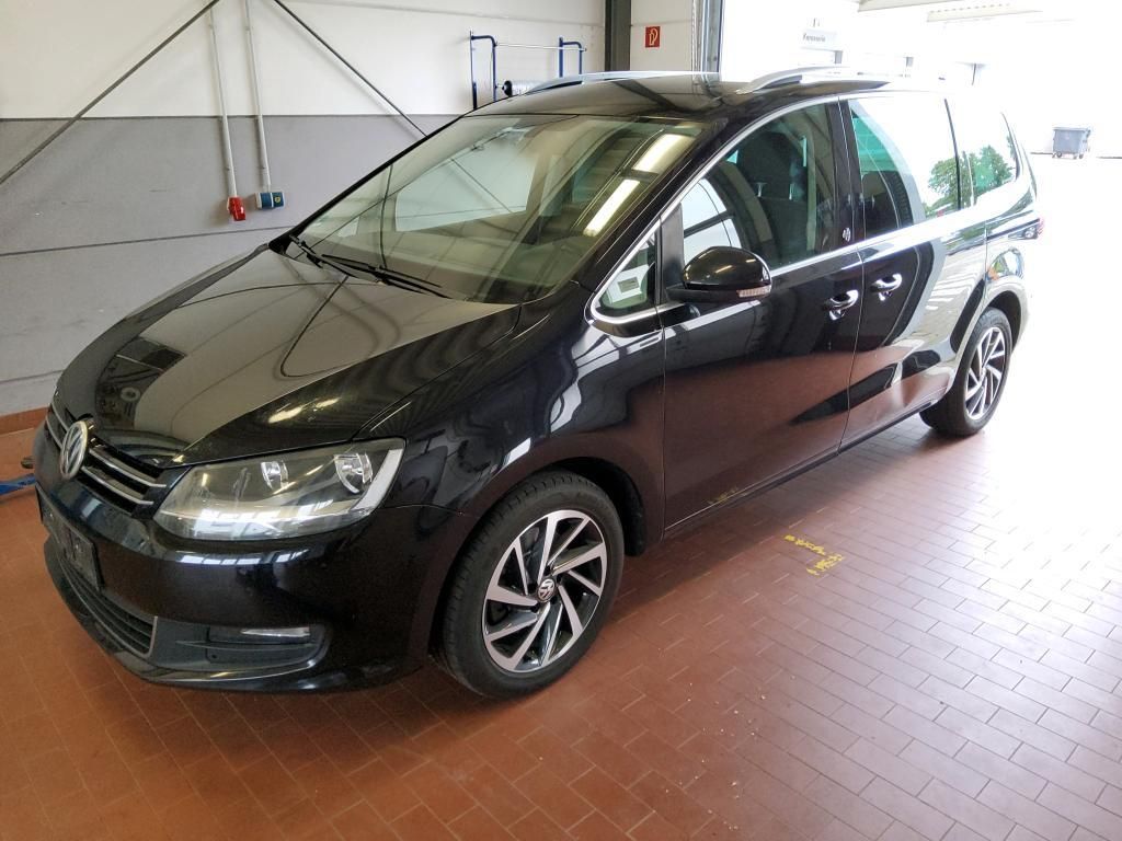Bild des Angebotes Volkswagen Sharan Sound 2.0 TDI /7SITZER/ACC/PDC/CAM/AHK/