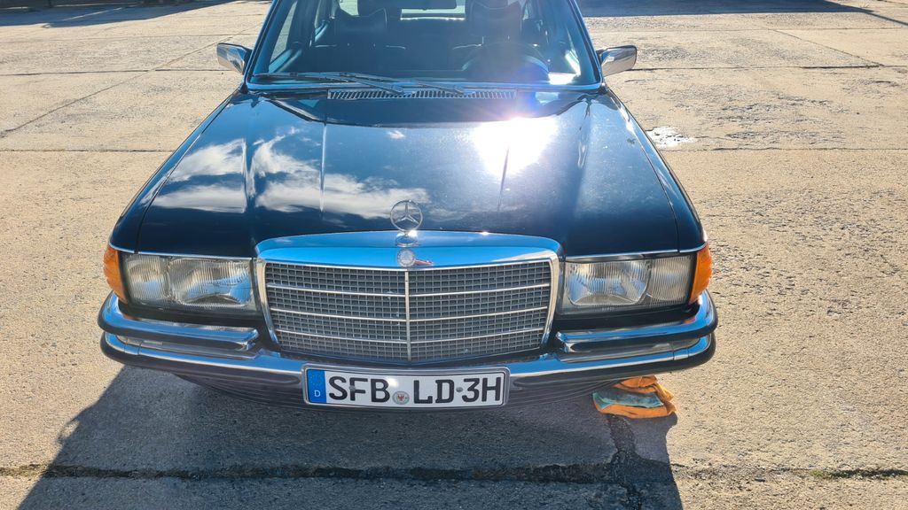 Mercedes-Benz W116/ 450 SE