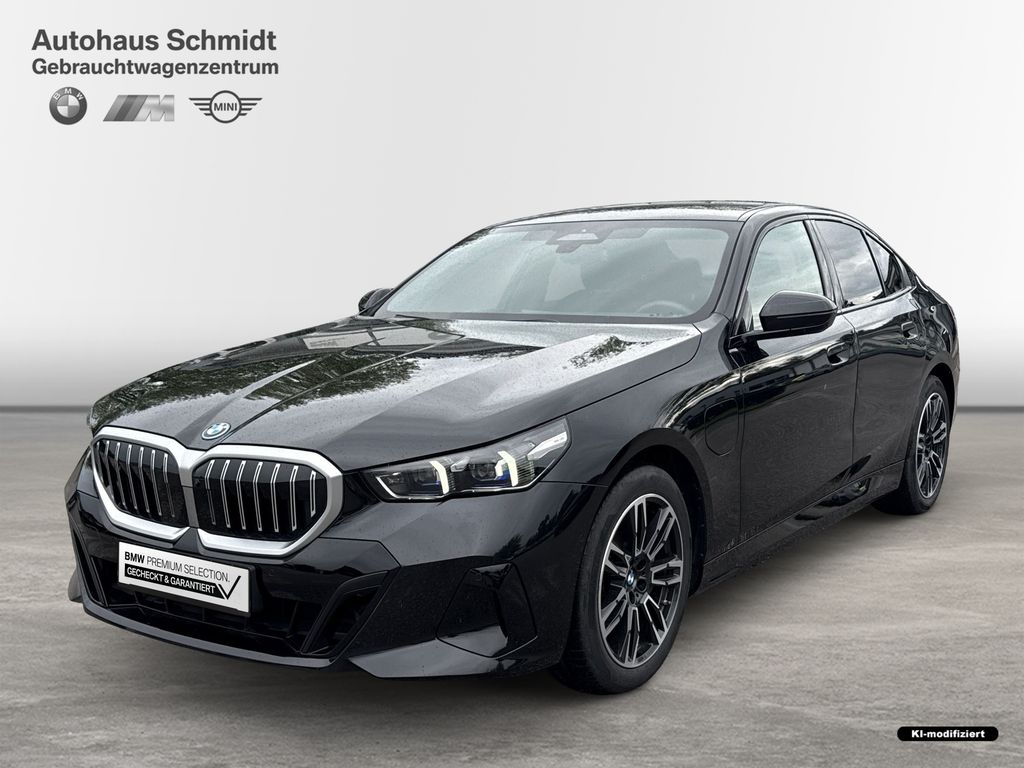 Bild des Angebotes BMW 550e xDrive Limousine 661€ netto/mtl.*M Sportpak