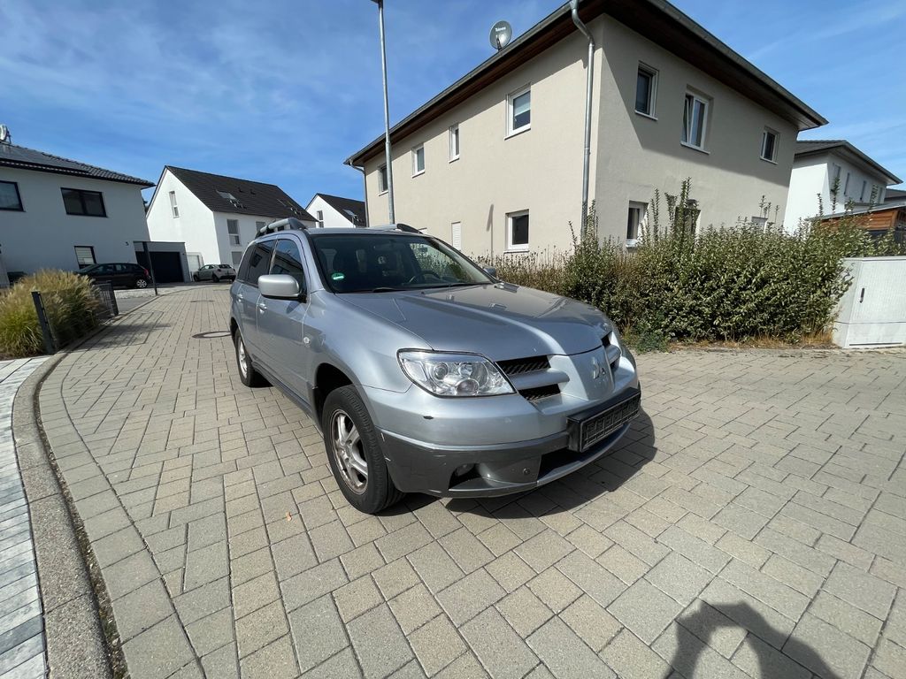 Bild des Angebotes Mitsubishi Outlander 2.4 4x4 Allrad Sport Sport