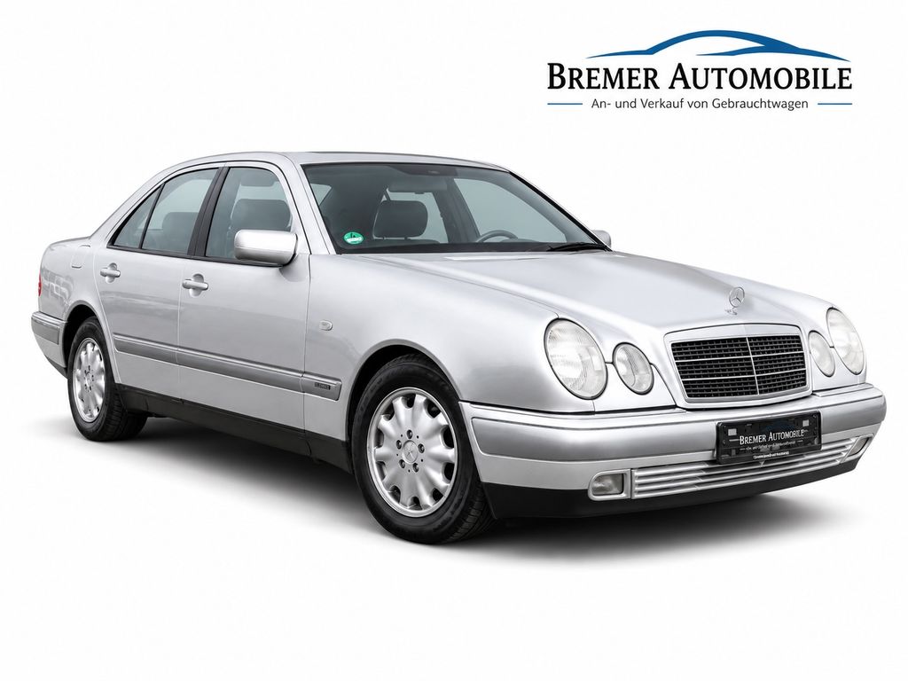 Bild des Angebotes Mercedes-Benz E 230 Elegance Limo Tüv=Neu! 174T-Km! AHK! VB