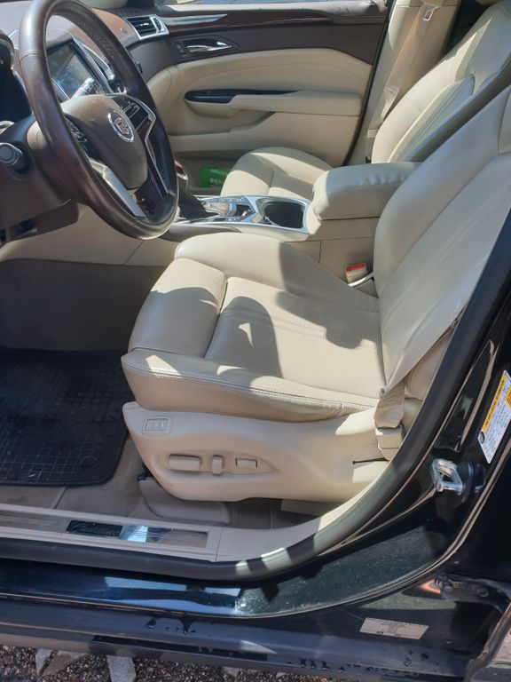 Bild des Angebotes Cadillac SRX 3.6 V6 4WD SRX Sport Luxury Autom. SRX S...