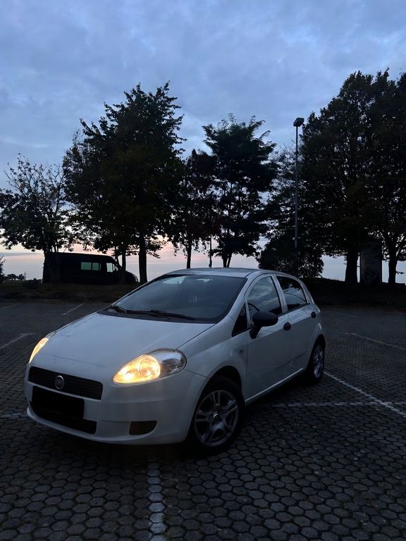 Bild des Angebotes Fiat Punto 1.2 8V - TÜV BIS 10.28!!! -