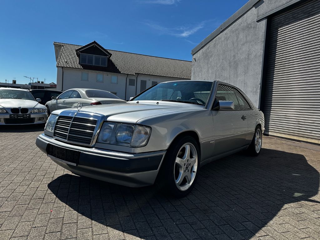 Bild des Angebotes Mercedes-Benz CE 230 Automatik Leder