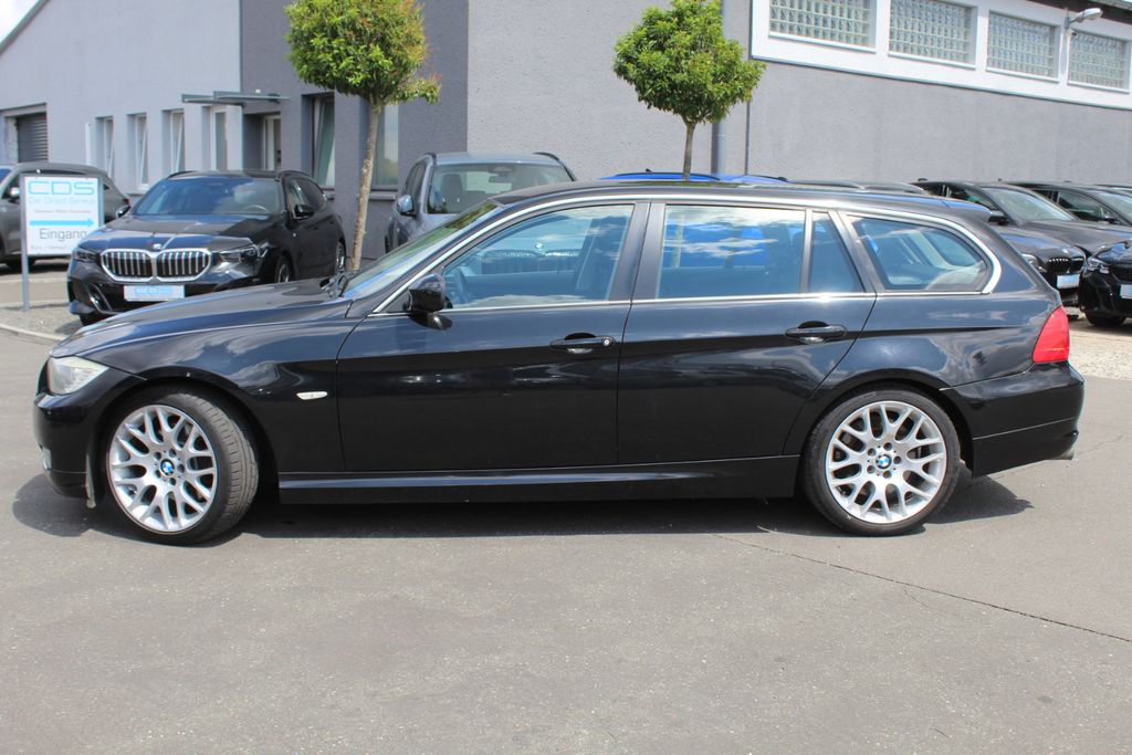 Bild des Angebotes BMW 325d Tour. Aut. +AHK+PDC+Tempo.+18 Zoll