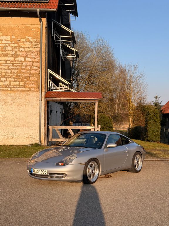 Porsche 996 Carrera Coupé Carrera