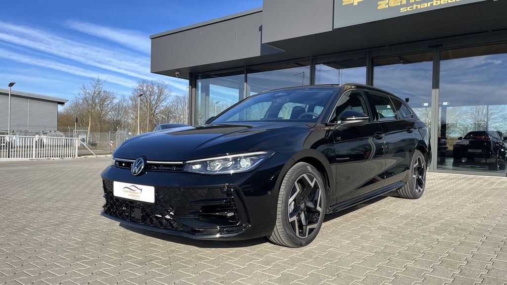 Bild des Angebotes Volkswagen Passat Variant 2.0 TSI 195 kW 4Motion R-Line HUD