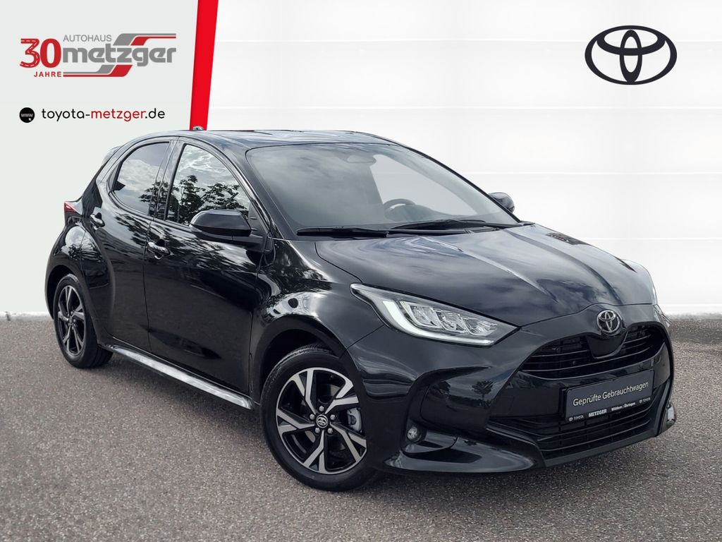 Bild des Angebotes Toyota Yaris 1.5 Hybrid Team D +Kamera +Carplay +PDC +L