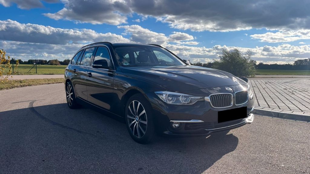 Bild des Angebotes BMW 335d xDrive Touring Luxury Line  313 PS