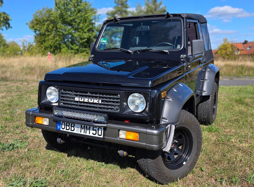 Bild des Angebotes Suzuki SJ Samurai Deluxe Limousine Deluxe