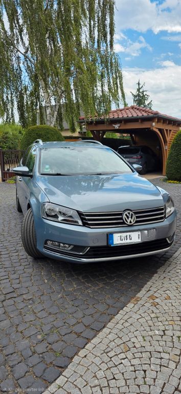 Bild des Angebotes Volkswagen Passat Variant 1.8 TSI Comfort *Standheizung